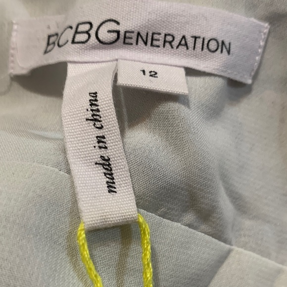 Elegant One-Shoulder Printed Dress - Picture 10 of 12